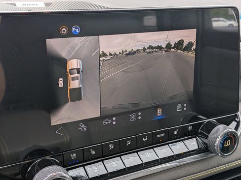 New 2026 Chevrolet Colorado ZR2 w/ Technology Package image 13