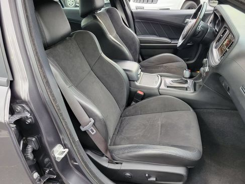 Used 2023 Dodge Charger R/T w/ Plus Group RWD image 15