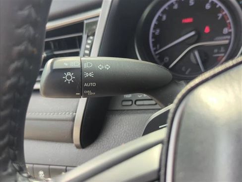 Certified 2022 Toyota Camry SE AWD/4WD image 13