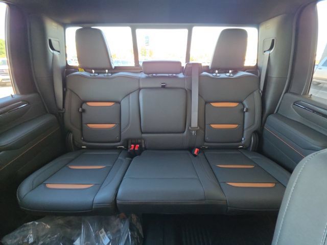 New 2026 GMC Sierra 2500 AT4 w/ AT4 Premium Plus Package AWD/4WD image 27