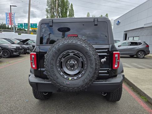 New 2025 Ford Bronco Badlands image 6