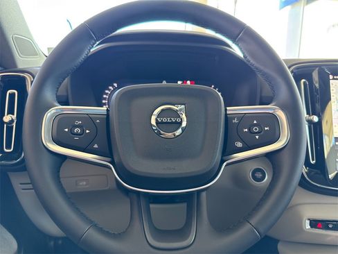 New 2026 Volvo XC40 B4 Plus image 23