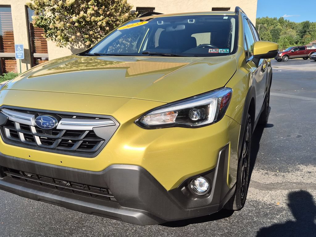 Used 2022 Subaru Crosstrek 2.5i Limited w/ Moonroof Package 2 AWD/4WD image 1