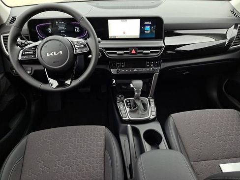 New 2026 Kia Seltos S image 20