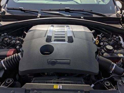 Certified 2023 Land Rover Range Rover Velar R-Dynamic S AWD/4WD image 26