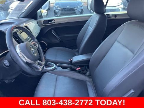 Used 2016 Volkswagen Beetle 1.8T S FWD image 9
