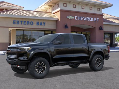 New 2026 Chevrolet Colorado ZR2 w/ Technology Package AWD/4WD image 2
