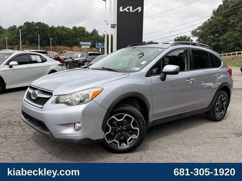 Used 2015 Subaru Crosstrek 2.0i Limited w/ Popular Package #1 AWD/4WD image 2