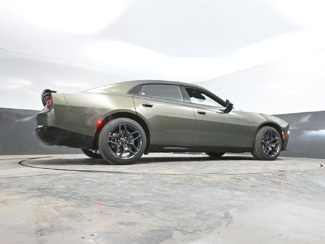 New 2026 Dodge Charger R/T w/ Performance Handling Group AWD/4WD image 39