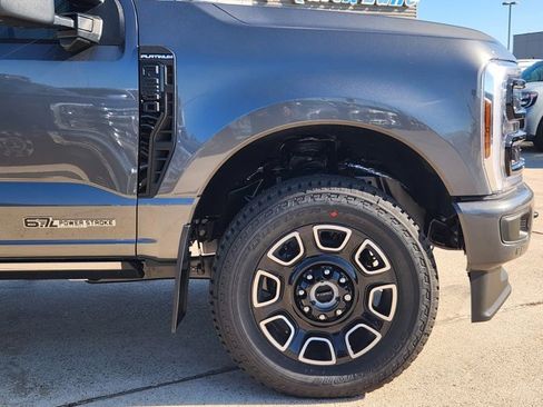 New 2026 Ford F250 Platinum AWD/4WD image 5