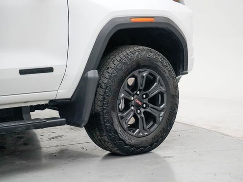 Used 2025 GMC Canyon Elevation w/ Convenience Package image 8