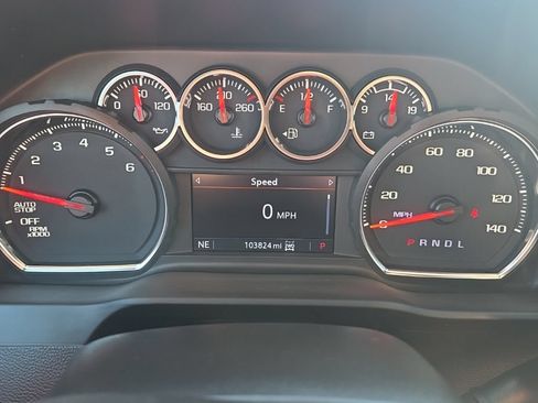 Used 2022 Chevrolet Silverado 1500 LT w/ Safety Package AWD/4WD image 27