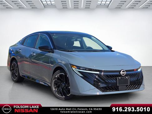 New 2026 Nissan Sentra SR FWD image 1