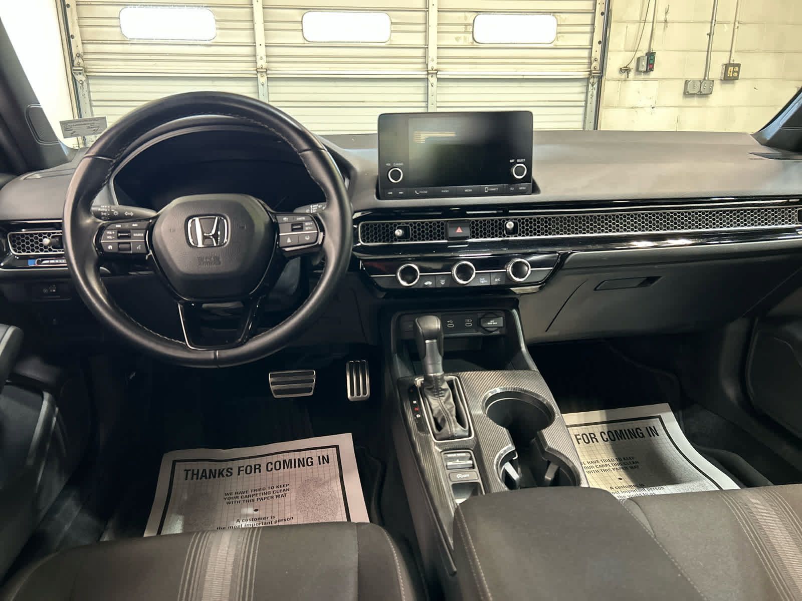 Used 2025 Honda Civic Sport image 4