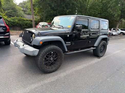 Used 2016 Jeep Wrangler Unlimited Sport w/ Quick Order Package 24S AWD/4WD image 8
