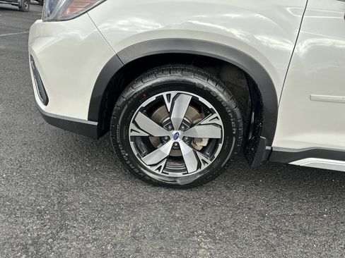 Used 2020 Subaru Forester Touring image 11