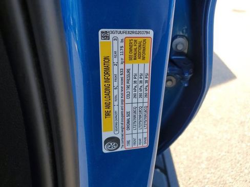 Used 2024 GMC Sierra 1500 AT4X image 32