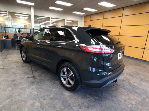 Certified 2024 Ford Edge SEL w/ Convenience Package AWD/4WD image 5
