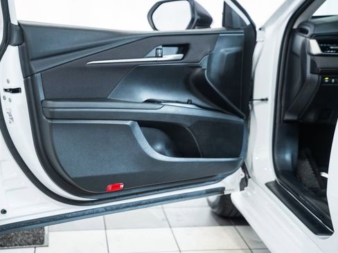 Used 2025 Toyota Camry LE image 35