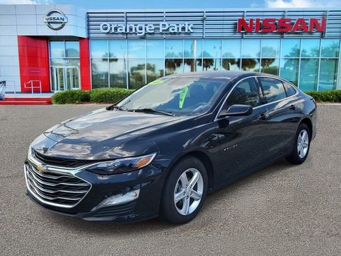 Used 2024 Chevrolet Malibu LT image 4