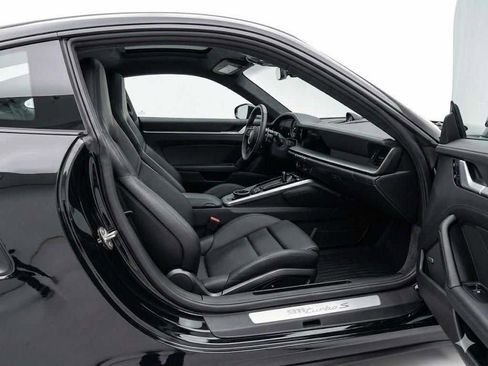 Used 2021 Porsche 911 Turbo S image 9