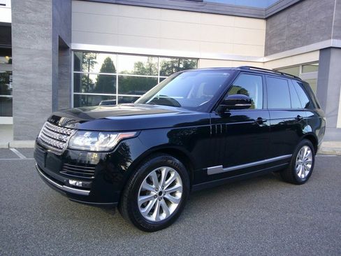 Used 2014 Land Rover Range Rover HSE AWD/4WD image 3