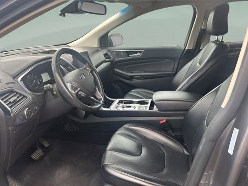 Used 2021 Ford Edge Titanium image 8