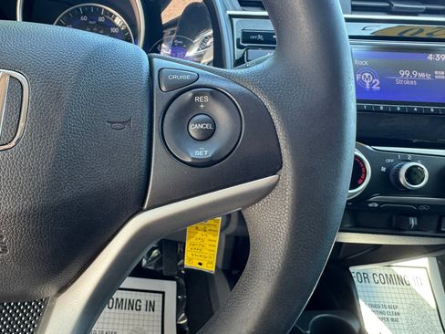 Used 2020 Honda Fit LX image 17