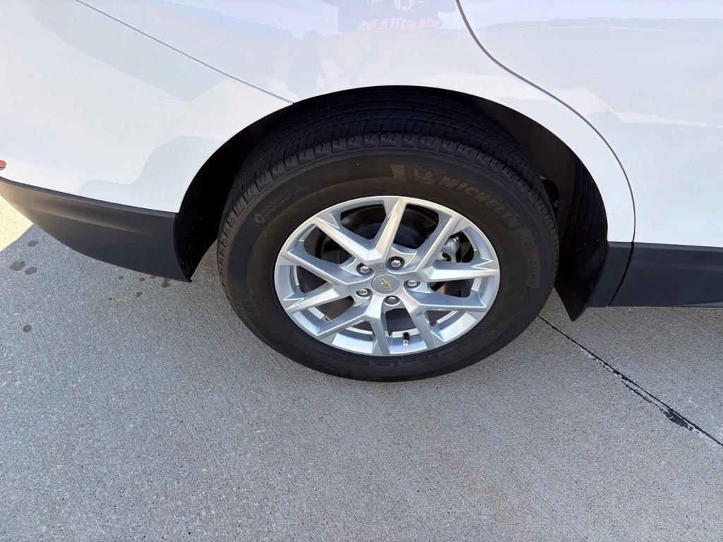 Used 2024 Chevrolet Equinox LS w/ LS Convenience Package FWD image 46