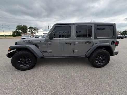 Used 2023 Jeep Wrangler Unlimited Sport AWD/4WD image 7