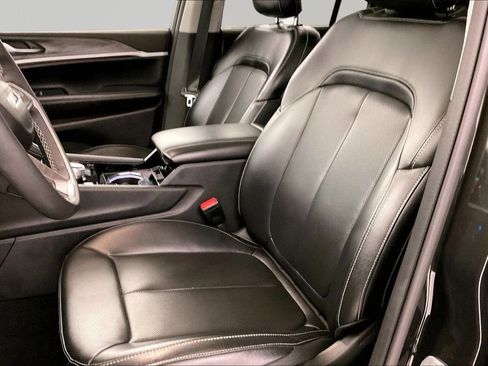 Used 2023 Jeep Grand Cherokee 4WD 4xe w/ Luxury Tech Group II image 19