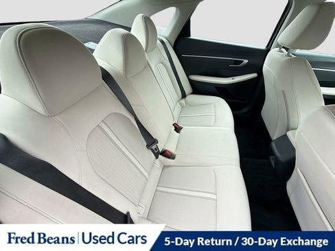 Used 2023 Hyundai Sonata SE w/ Preferred Accessory Package image 25