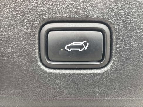 Certified 2022 Hyundai Tucson Limited FWD image 13