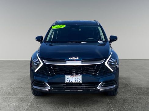 Used 2025 Kia Sportage EX image 8