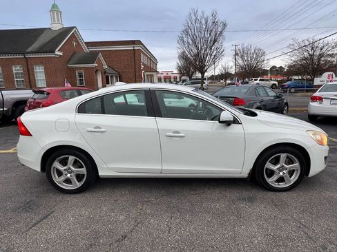 Used 2012 Volvo S60 T5 w/ Multimedia Pkg image 10