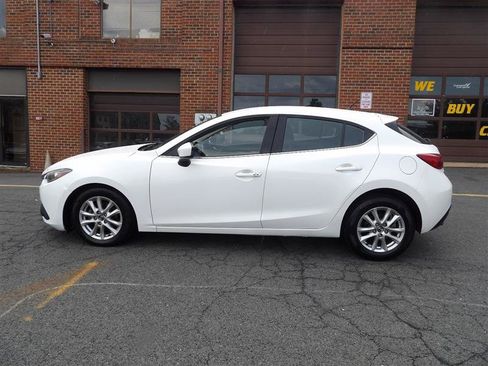 Used 2015 MAZDA MAZDA3 i Touring FWD image 2