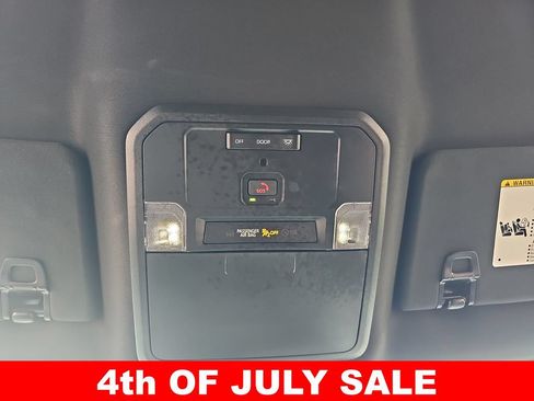 Used 2025 Toyota Tacoma SR5 AWD/4WD image 29
