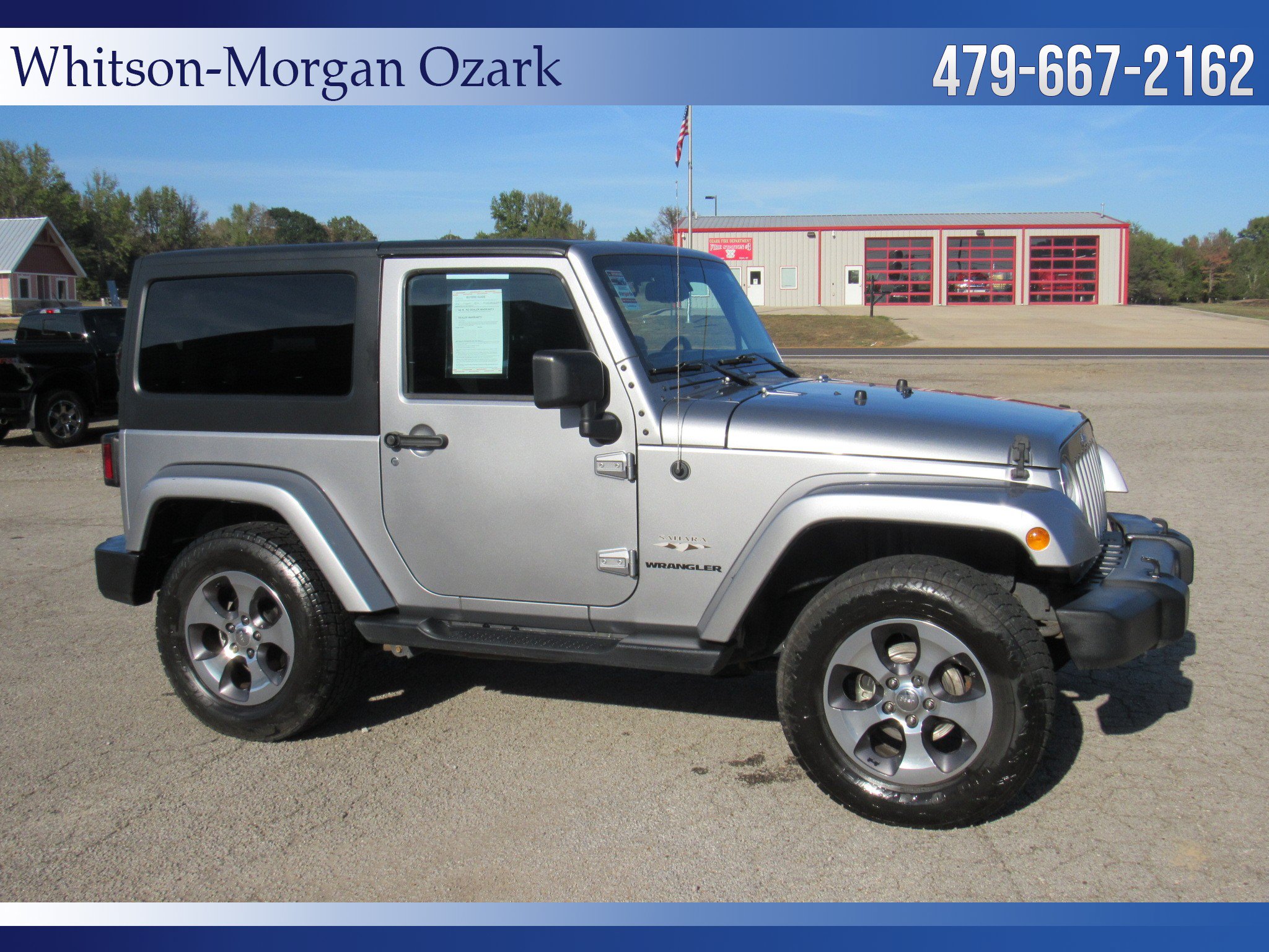 Used 2016 Jeep Wrangler Sahara w/ Connectivity Group AWD/4WD image 17
