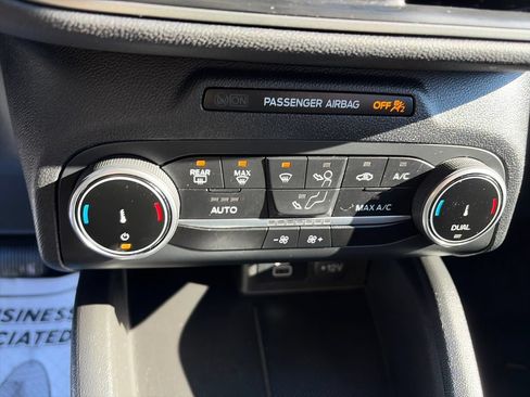 Used 2025 Ford Escape Active FWD image 26