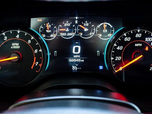 Used 2018 Chevrolet Camaro SS image 13