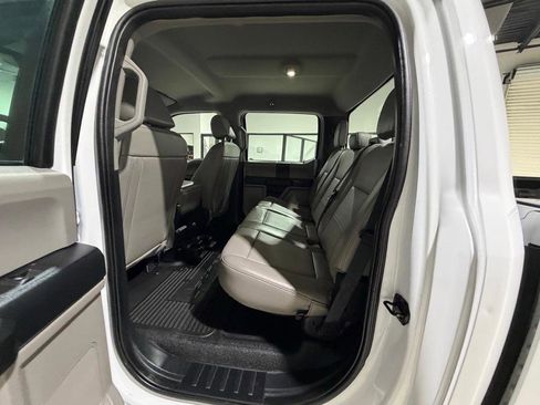 Used 2021 Ford F250 XL w/ Power Equipment Group RWD image 14