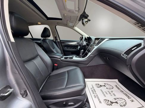 Used 2020 INFINITI Q50 Luxe w/ Essential Package (3.0T Luxe) RWD image 17