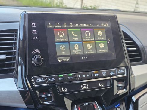Used 2018 Honda Odyssey Elite image 25