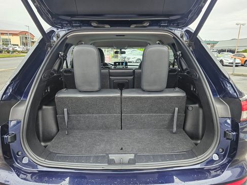 Used 2024 Mitsubishi Outlander SE AWD/4WD image 11