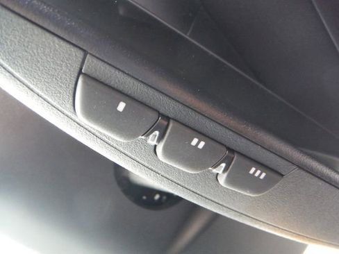 Used 2024 Toyota Tacoma SR5 image 33