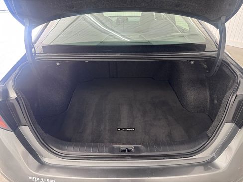 Used 2019 Nissan Altima 2.5 S image 13