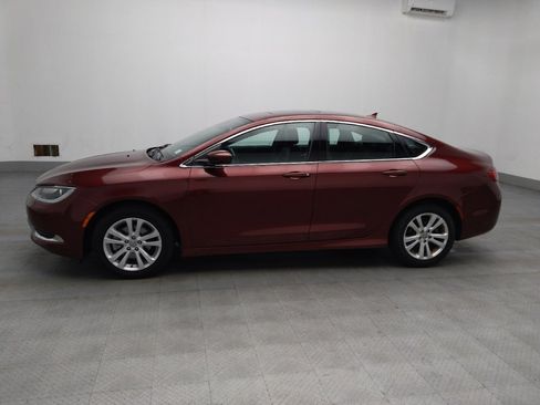 Used 2017 Chrysler 200 Limited Platinum w/ Comfort & Convenience Group image 2