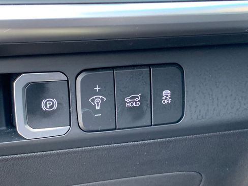 Used 2025 Hyundai Santa Fe SEL image 24