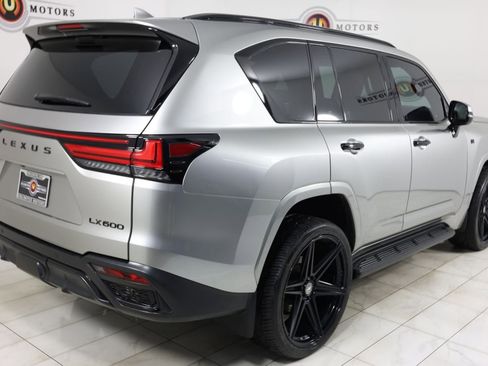 Used 2023 Lexus LX 600 F Sport w/ Accessory Package (Z1) AWD/4WD image 4