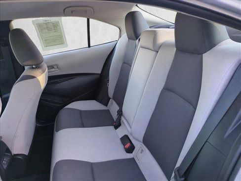 Used 2025 Toyota Corolla LE image 17